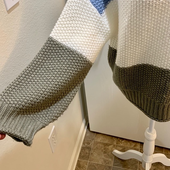 SAODIMALLSU SLOUCHY STYLE TURTLENECK STRIPED SWEATER - Picture 6 of 11